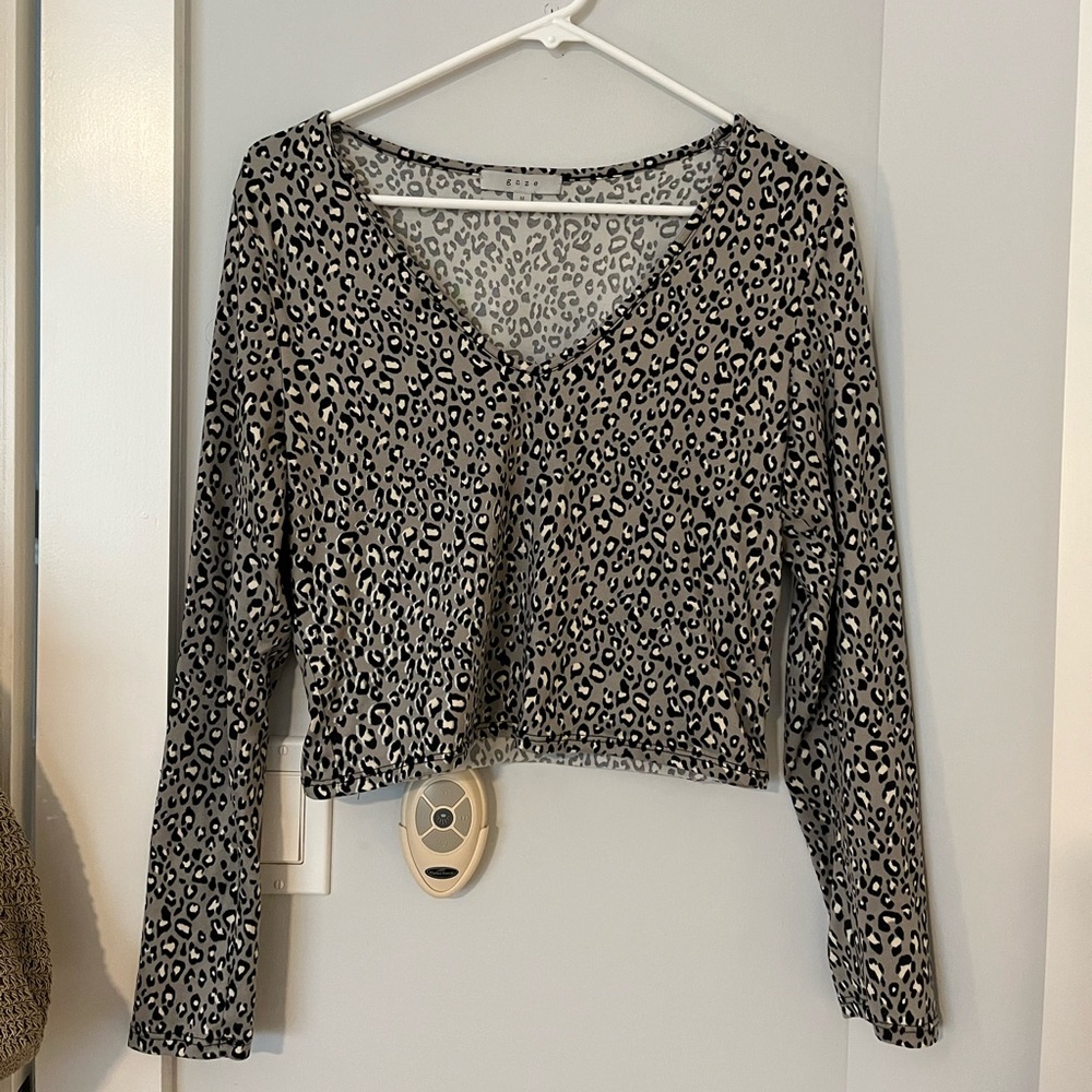 Cropped Tee